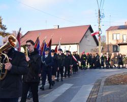 Przemarsz uczestników ulicami Borowia